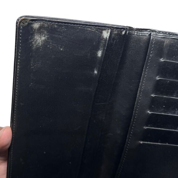 Louis Vuitton Long Wallet / Passport Case - Picture 12 of 16